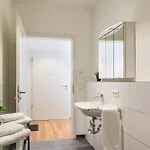 Mina * Geratskirchen